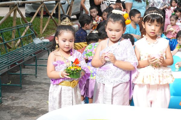 โรงเรียนปรีชานุศาสน์